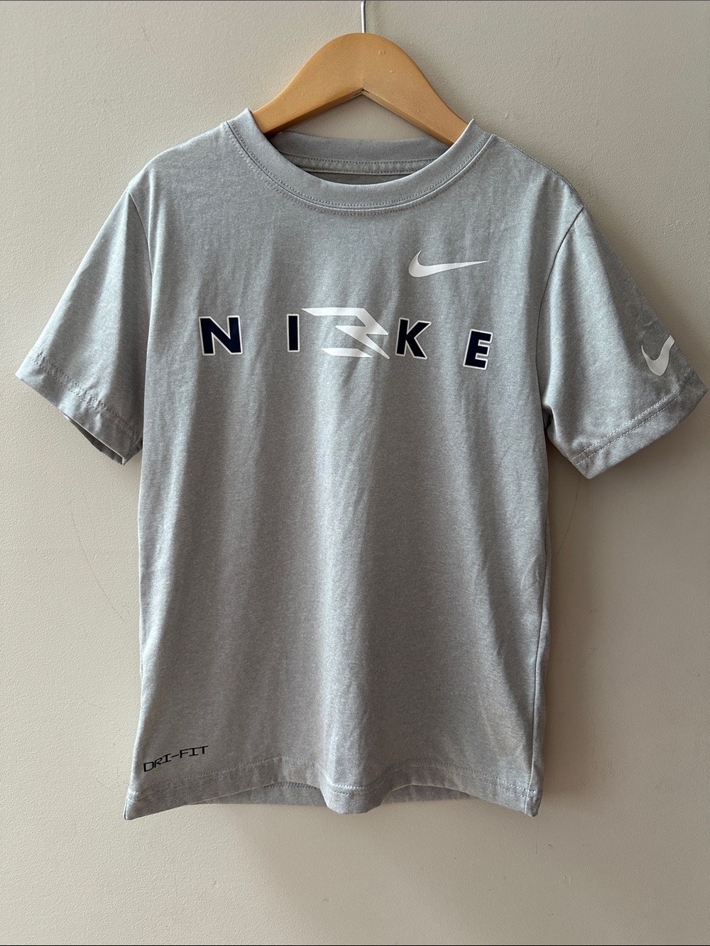 Nike Kids' Dri-FIT Gray Logo T-Shirt Size Small